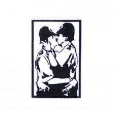 Kissing coppers 2,3 x 1,5 inches Kissing coppers 2,3 x 1,5 inches